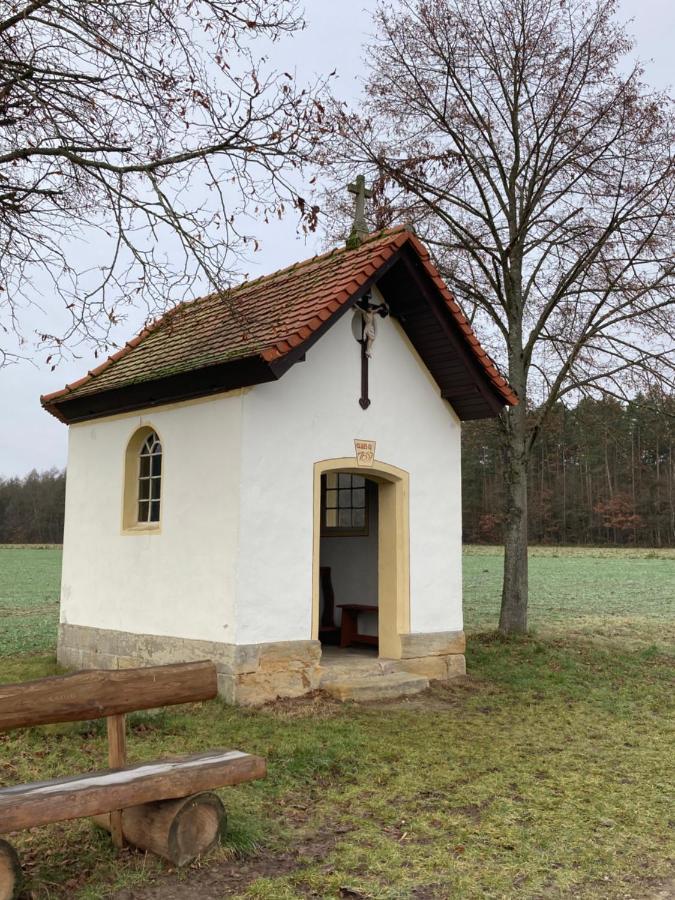 Ferienwohnung Franken Hallerndorf Экстерьер фото